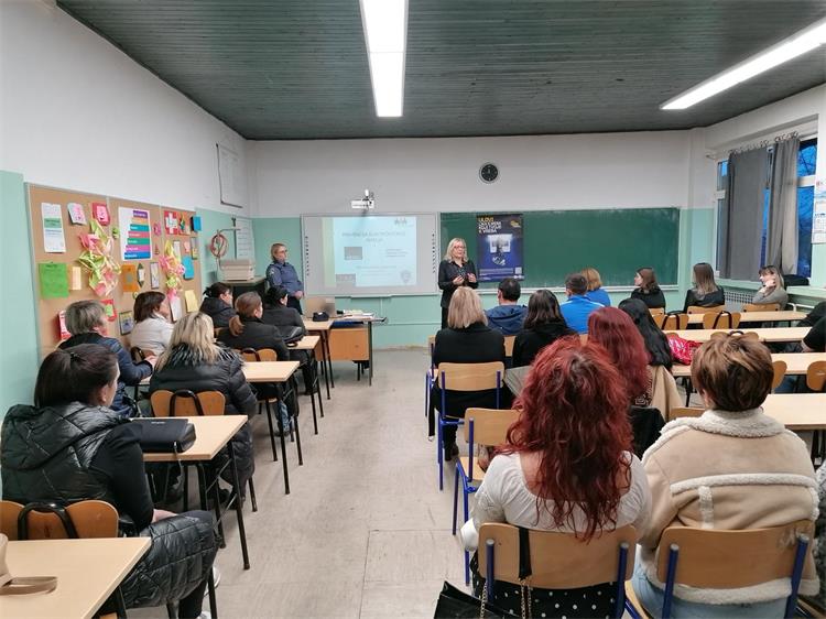 Slika /PU_VP/2023/1 pred.jpg